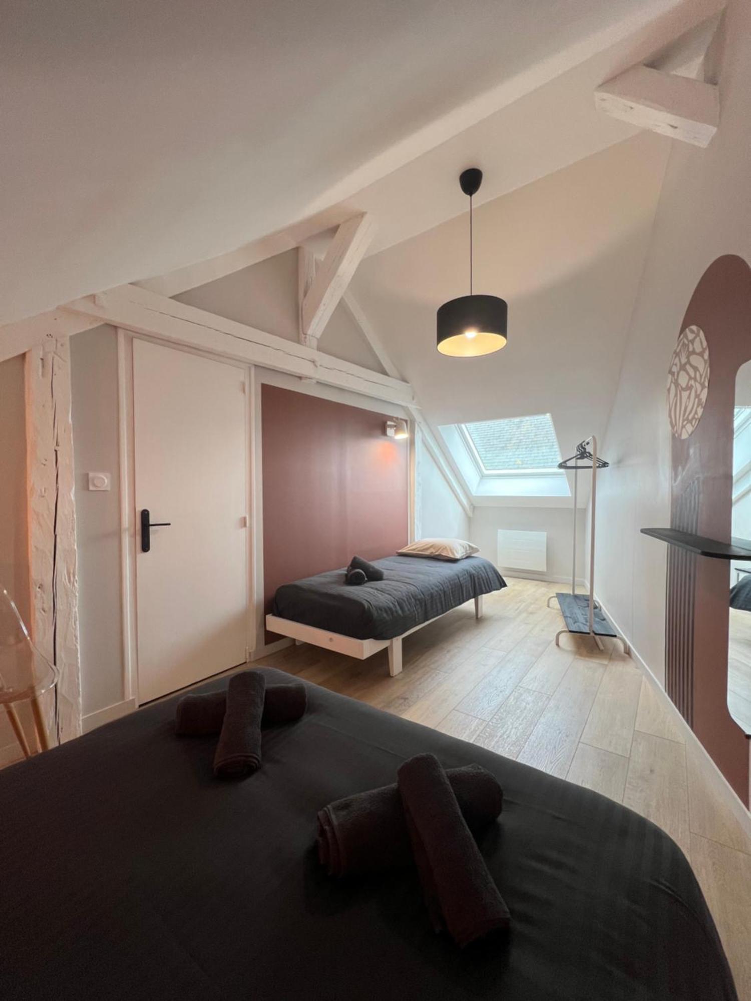 Appartement Spacieux Et Lumineux Proche Du Centre Historique Dol-de-Bretagne Eksteriør billede