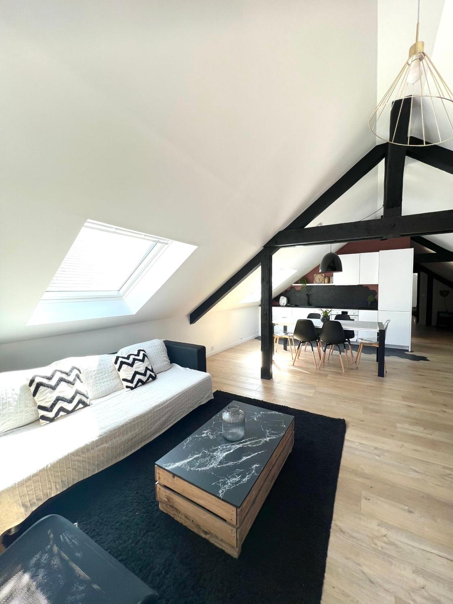 Appartement Spacieux Et Lumineux Proche Du Centre Historique Dol-de-Bretagne Eksteriør billede
